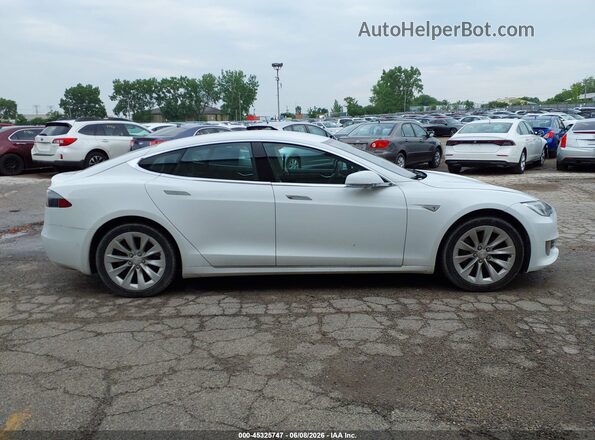 5YJSA1E13GF159488 2016 TESLA MODEL S White Rear interior view