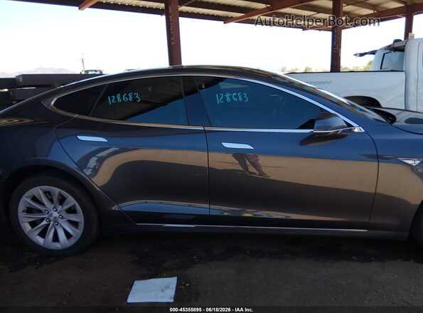 5YJSA1E2XGF128683 2016 TESLA MODEL S Gray Вид щитка приладів