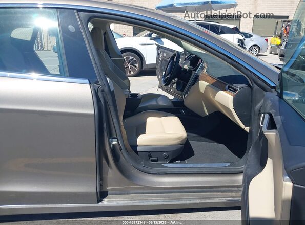 5YJSA1E2XGF169363 2016 TESLA MODEL S Brown Front interior view