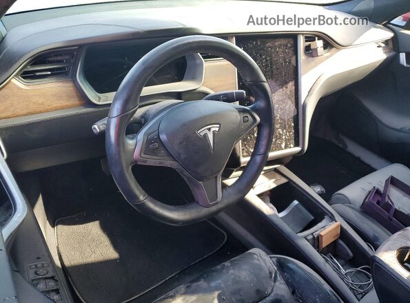 5YJSA1E2XJF292393 2018 TESLA MODEL Red Вид панелі приладів