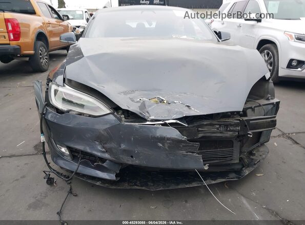 5YJSA1E40LF368997 2020 TESLA MODEL S Gray Vista interior trasera