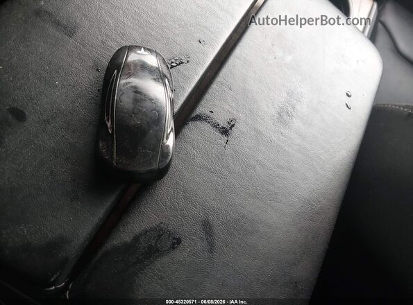 5YJSA1E49KF330781 2019 TESLA MODEL S Gray Widok deski rozdzielczej