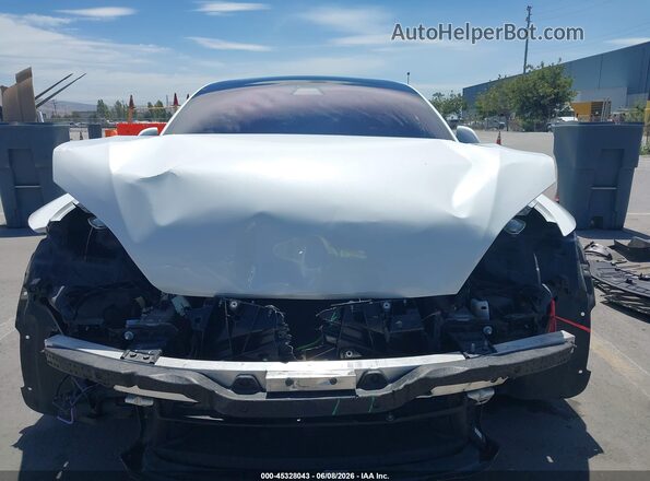 5YJSA1E65MF447262 2021 TESLA MODEL S Белый Вид задней части салона