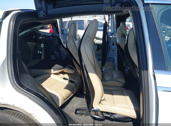 5YJXCAE28GF004346 2016 TESLA MODEL X White VIN კოდის სტიკერის ხედი