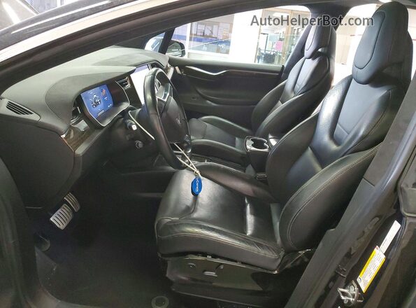 5YJXCBE20GF008395 2016 TESLA MODEL Black Widok wnętrza z przodu