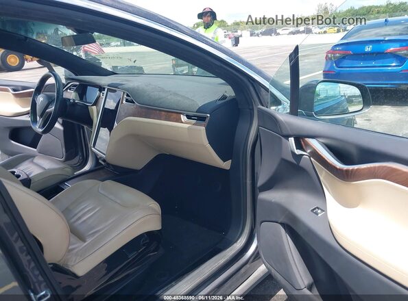 5YJXCBE20GF015525 2016 TESLA MODEL X Gray Սալոնի դիմացի տեսք