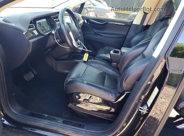 5YJXCBE24GF014605 2016 TESLA MODEL Black Widok wnętrza z przodu