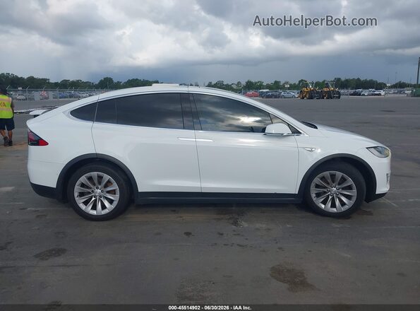 5YJXCBE26GF021247 2016 TESLA MODEL X White Սալոնի հետևի տեսք