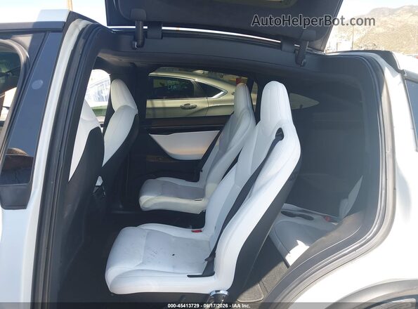 5YJXCBE27LF239093 2020 TESLA MODEL X White VIN კოდის სტიკერის ხედი