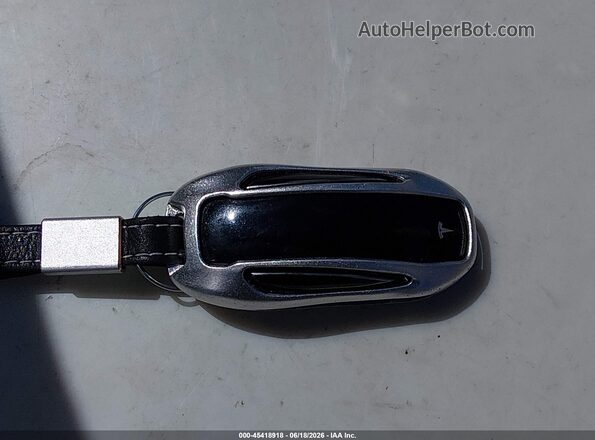 5YJXCBE2XLF282276 2020 TESLA MODEL X White Вид підкапотного простору