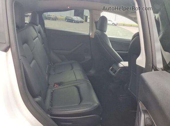 5YJYGAEE0MF232081 2021 TESLA MODEL White Հետևի նստատեղերի տեսք