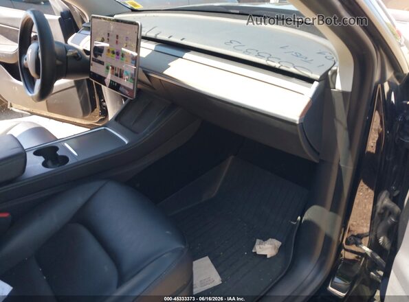 5YJYGAEE1MF143992 2021 TESLA MODEL Y Черный Вид салона спереди