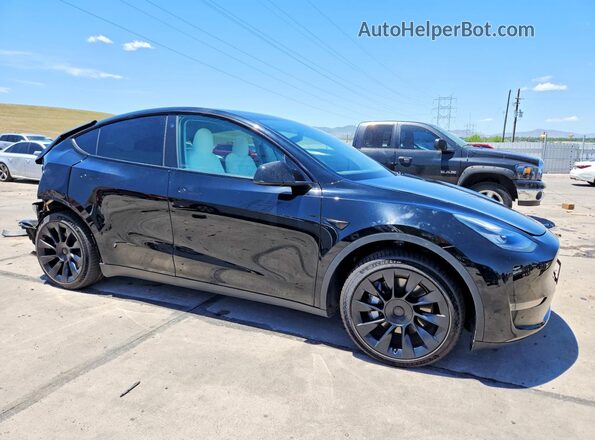 5YJYGAEE3MF152175 2021 TESLA MODEL Black Front right