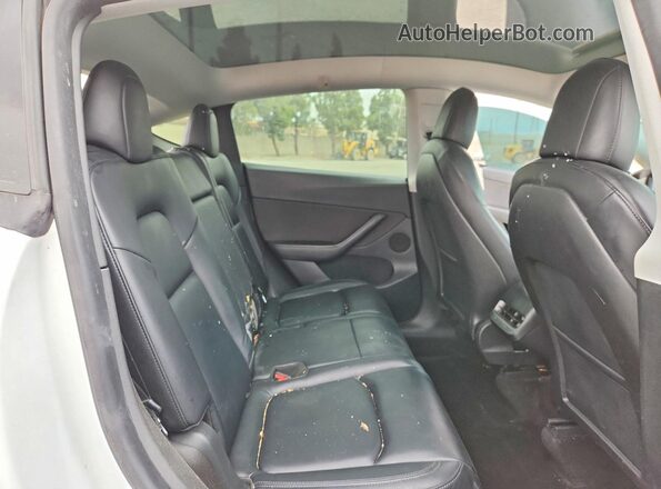 5YJYGAEE6MF243747 2021 TESLA MODEL White Հետևի նստատեղերի տեսք