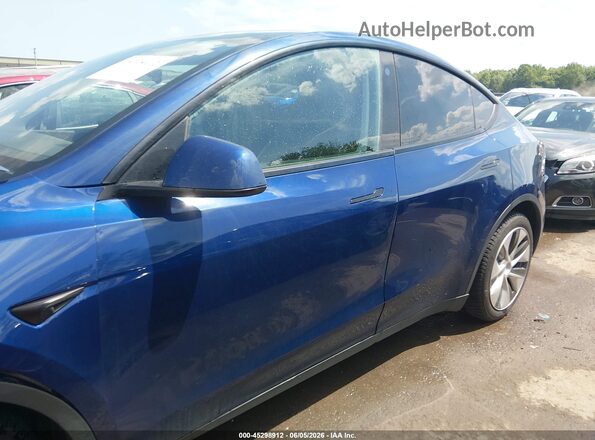 5YJYGAEE8MF278919 2021 TESLA MODEL Y Blue 360 interior view