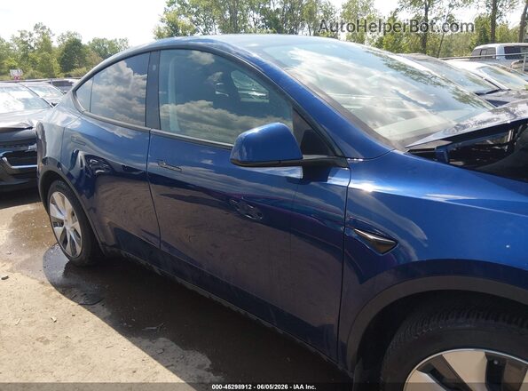 5YJYGAEE8MF278919 2021 TESLA MODEL Y Blue Rear interior view