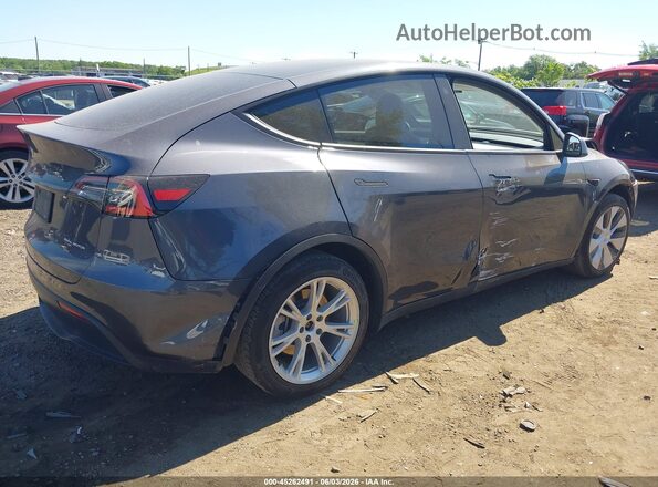 5YJYGAEEXMF136894 2021 TESLA MODEL Y Gray Trasero derecho