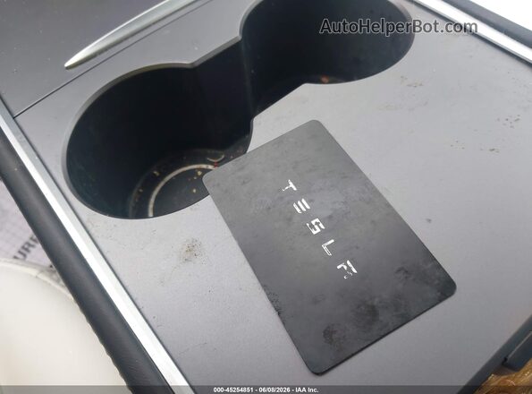 5YJYGDED9MF181396 2021 TESLA MODEL Y Белый Вид панели приборов