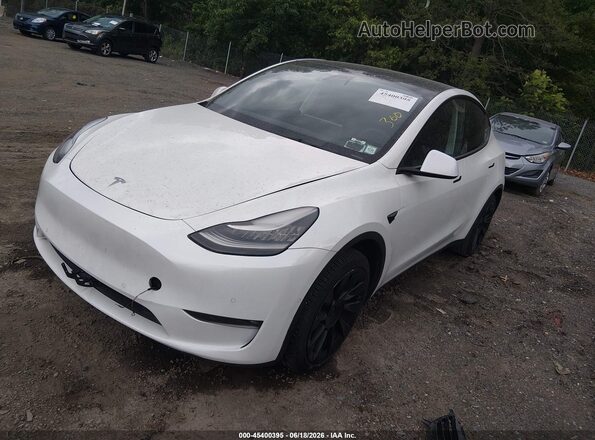 5YJYGDED9MF192785 2021 TESLA MODEL Y White Front left