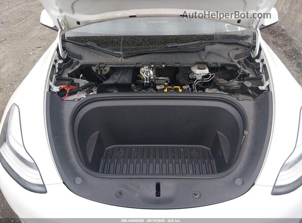 5YJYGDED9MF192785 2021 TESLA MODEL Y White Rear view