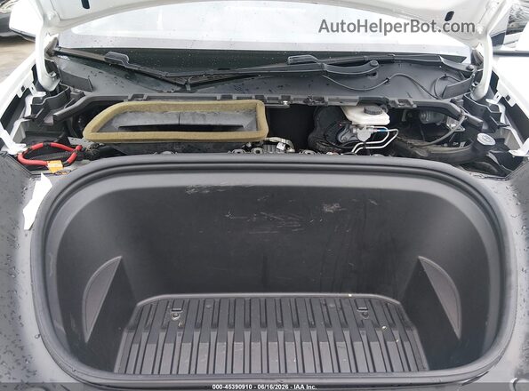 5YJYGDEE0LF037372 2020 TESLA MODEL Y White Rear view