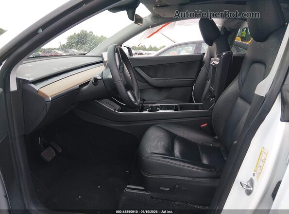 5YJYGDEE0LF037372 2020 TESLA MODEL Y White Front interior view