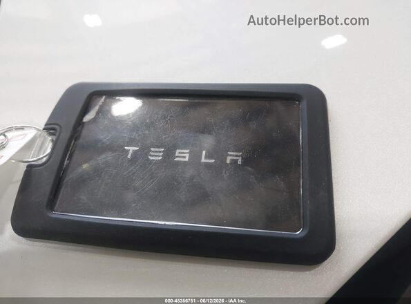 5YJYGDEE0LF050428 2020 TESLA MODEL Y Белый Вид панели приборов