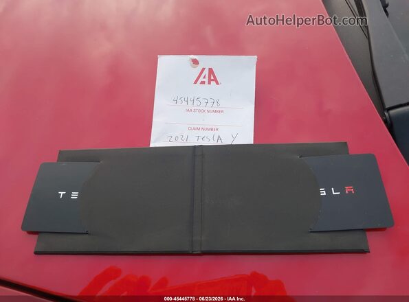 5YJYGDEE0MF183630 2021 TESLA MODEL Y Red Widok deski rozdzielczej