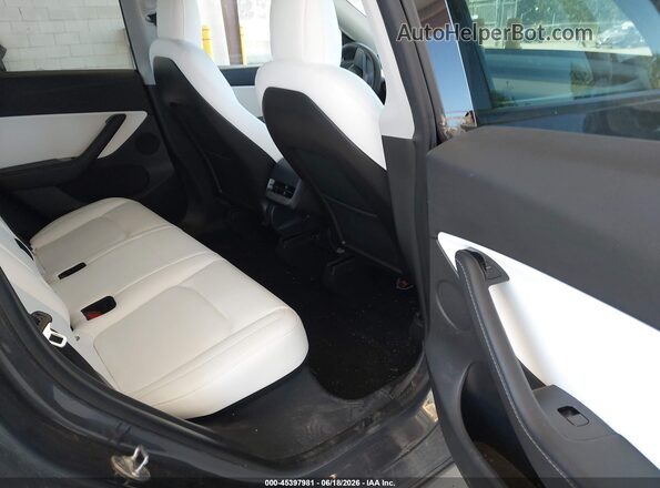 5YJYGDEE1LF018006 2020 TESLA MODEL Y Gray Вид наклейки з VIN-кодом