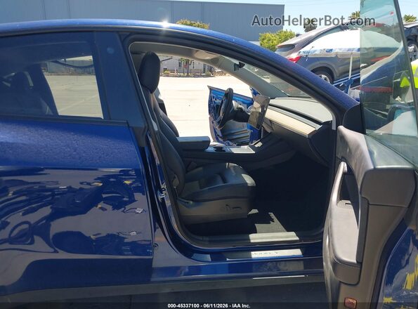5YJYGDEE1MF294624 2021 TESLA MODEL Y Синий Вид салона спереди