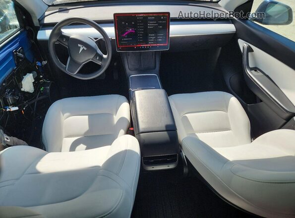 5YJYGDEE2MF130945 2021 TESLA MODEL Blue Dashboard view