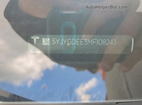 5YJYGDEE3MF108243 2021 TESLA MODEL White Vista del compartimento del motor