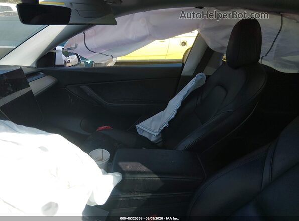 5YJYGDEE3MF196694 2021 TESLA MODEL Y White Вид салону спереду