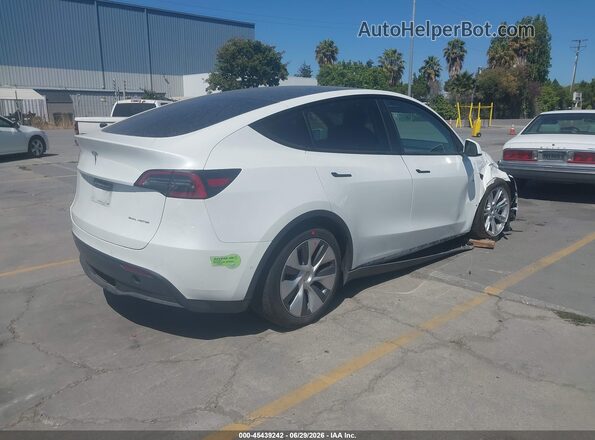 5YJYGDEE3MF213672 2021 TESLA MODEL Y Белый Задняя правая четверть