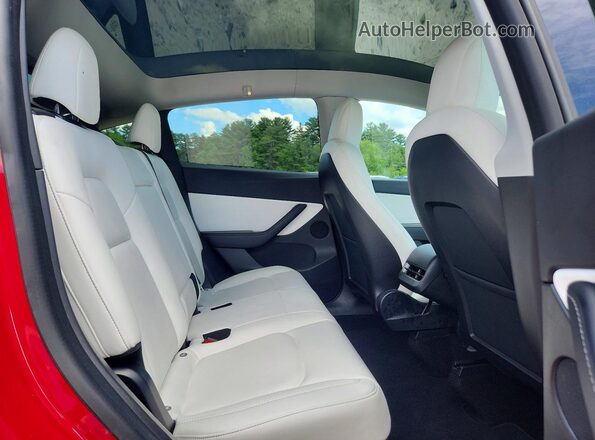 5YJYGDEE4LF034717 2020 TESLA MODEL Красный Вид задних сидений