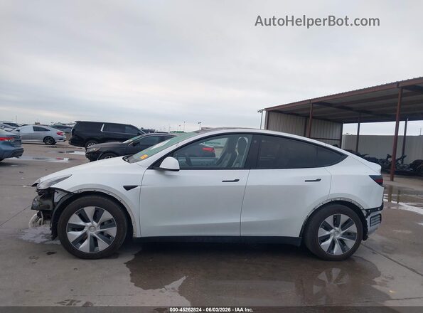 5YJYGDEE4MF063426 2021 TESLA MODEL Y White 