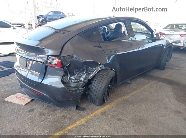 5YJYGDEE4MF182397 2021 TESLA MODEL Y Gray Հետևի աջ
