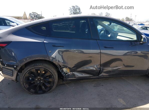 5YJYGDEE4MF282046 2021 TESLA MODEL Y Gray Front view