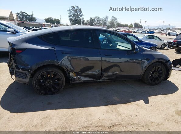 5YJYGDEE4MF282046 2021 TESLA MODEL Y Gray 360 interior view