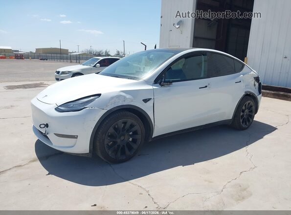 5YJYGDEE4MF303722 2021 TESLA MODEL Y Белый Передняя левая четверть