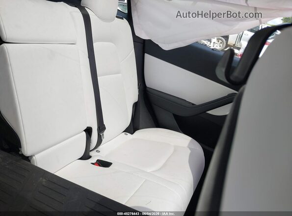 5YJYGDEE4MF305325 2021 TESLA MODEL Y White VIN sticker view