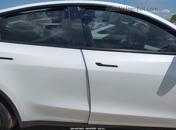 5YJYGDEE4MF305325 2021 TESLA MODEL Y White Dashboard view