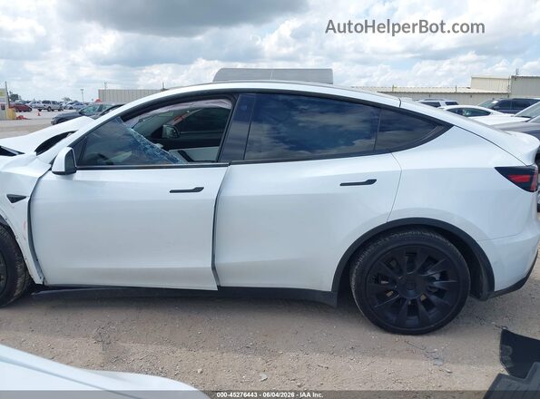 5YJYGDEE4MF305325 2021 TESLA MODEL Y White Instrument cluster view