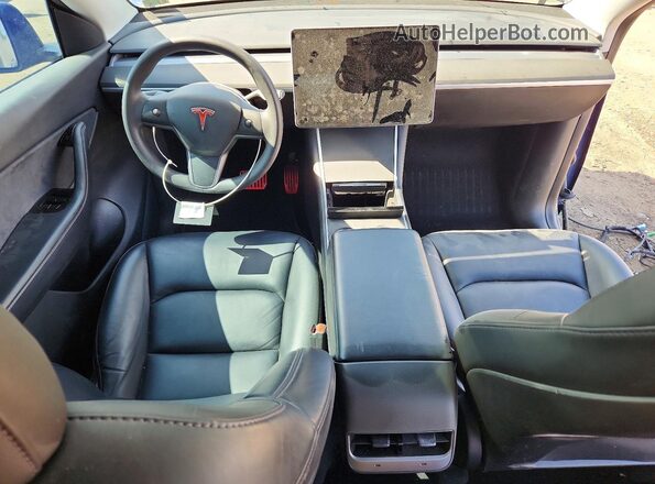5YJYGDEE5MF061622 2021 TESLA MODEL Blue Dashboard view