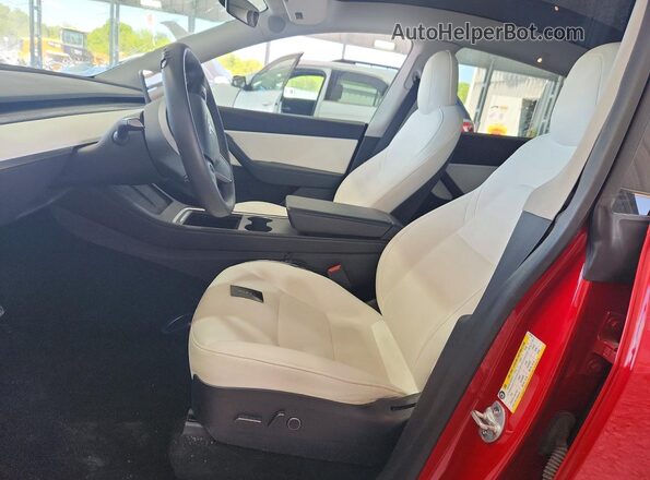 5YJYGDEE5MF187544 2021 TESLA MODEL Burgundy Սալոնի դիմացի տեսք