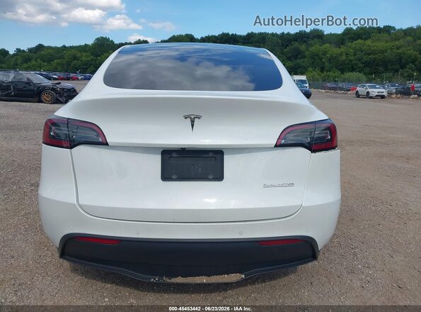 5YJYGDEE5MF306144 2021 TESLA MODEL Y White 