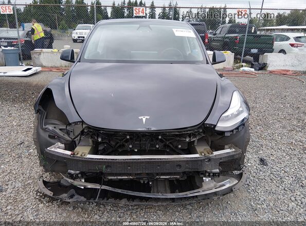 5YJYGDEE6MF275020 2021 TESLA MODEL Y Gray Widok wnętrza z tyłu