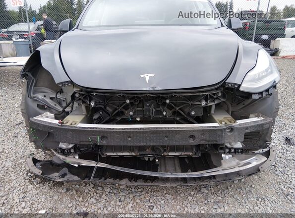 5YJYGDEE6MF275020 2021 TESLA MODEL Y Gray Widok z przodu