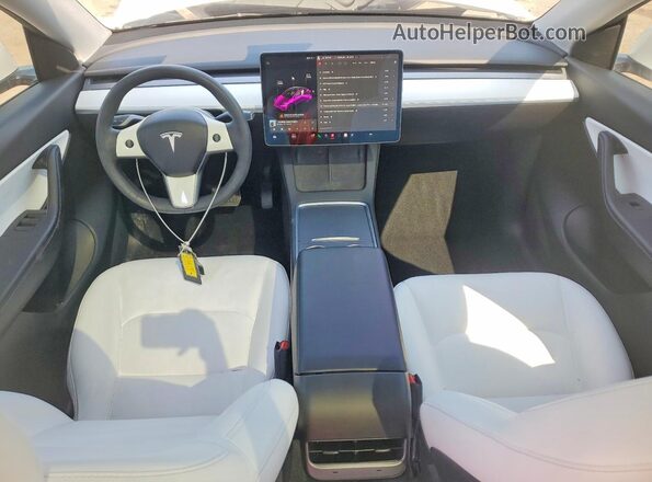 5YJYGDEE6MF294571 2021 TESLA MODEL White Vista del salpicadero