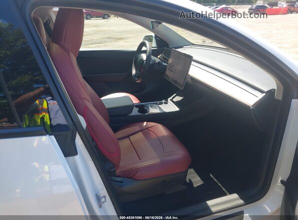 5YJYGDEE7LF039880 2020 TESLA MODEL Y White Front interior view